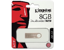 Флешки - Флешка Kingston SE9 8GB