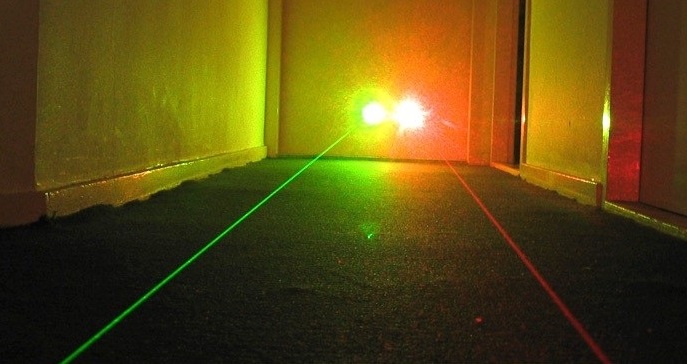 Лазерные указки - Двухцветная лазерная указка 1000mW зелёная + 500mW красная