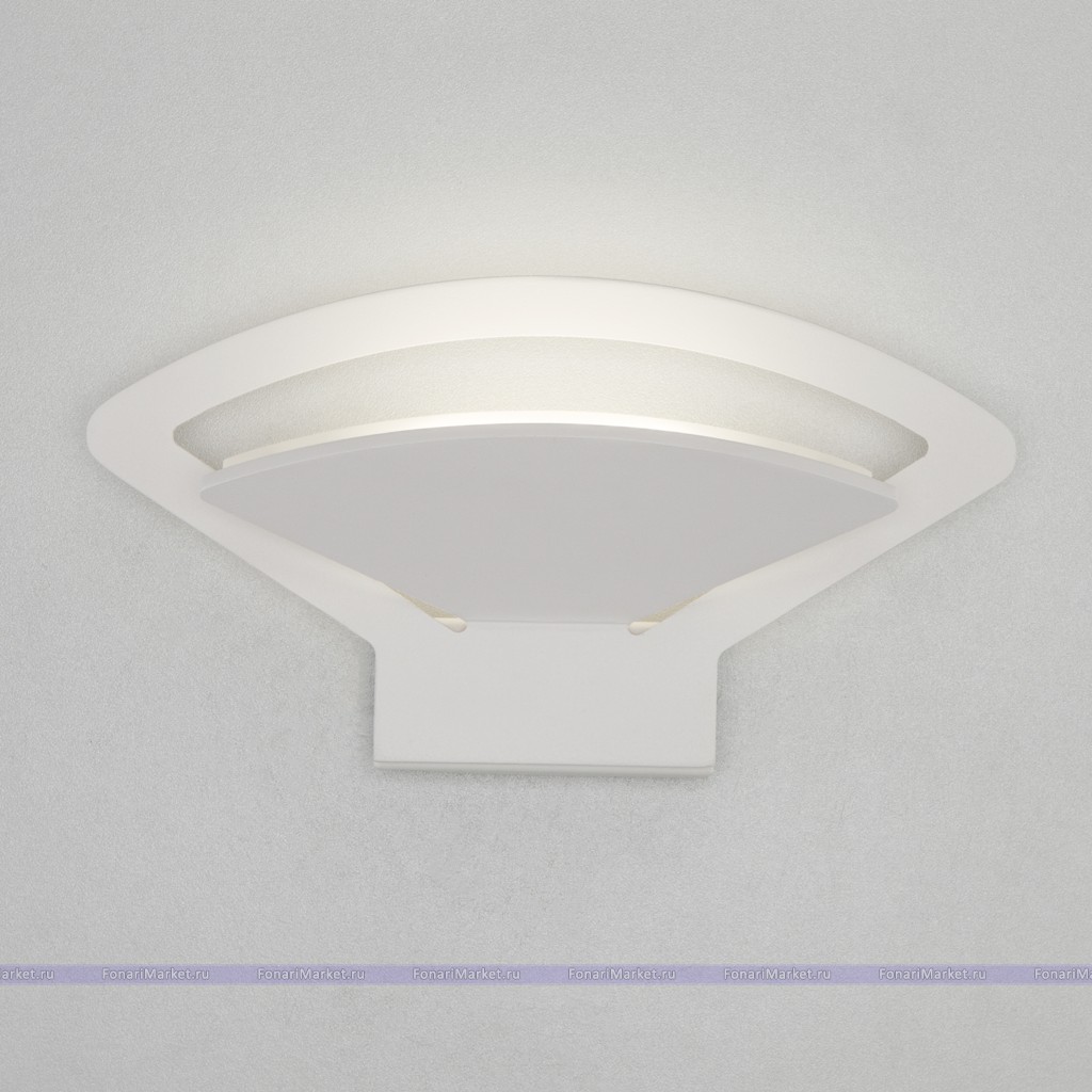 Настенные светильники - Настенный светильник Pavo MRL LED 1009 белый