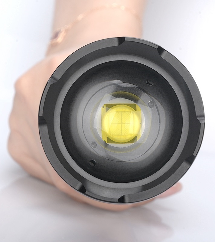 Ручные фонари - Самый яркий защитный фонарь XH-P90