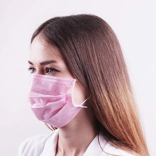 Медицинские маски - Розовая медицинская маска трехслойная
